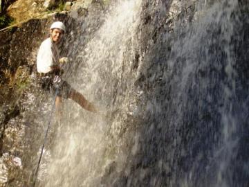 Passeio de Bote Rio Camisas \ Cambar� do Sul - RS. (Bote). 